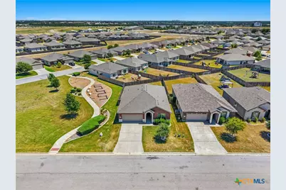 1009 Spring Terrace Loop, Temple, TX 76502 - Photo 34