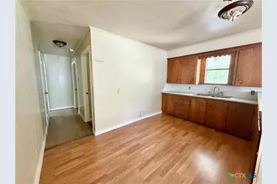 914 Kleine Street, Gonzales, TX 78629 - Photo 4