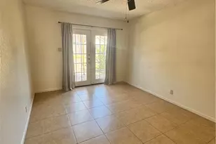 201 Versailles St, Victoria, TX 77904 - Photo 6