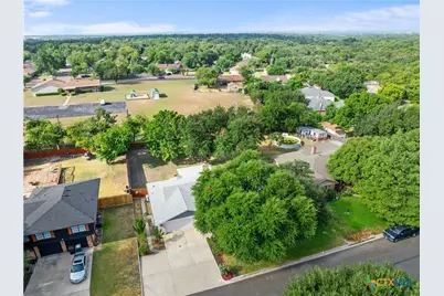 2105 Forest Trail, Temple, TX 76502 - Photo 34