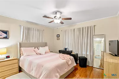 404 Cherokee Lane, Victoria, TX 77901 - Photo 16