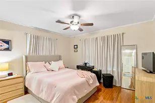 404 Cherokee Ln, Victoria, TX 77901 - Photo 16