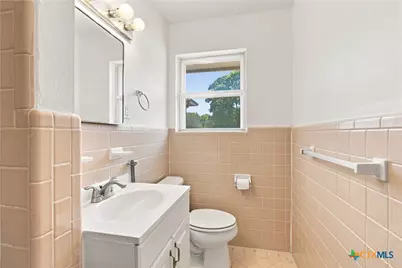 1107 E Robertson Avenue, Copperas Cove, TX 76522 - Photo 10