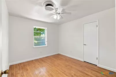 1107 E Robertson Avenue, Copperas Cove, TX 76522 - Photo 14