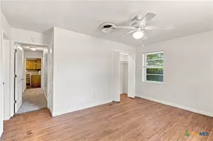 1107 E Robertson Ave, Copperas Cove, TX 76522 - Photo 16