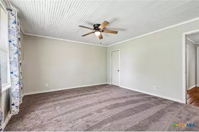 122 Dodd Preston, Elgin, TX 78621 - Photo 24