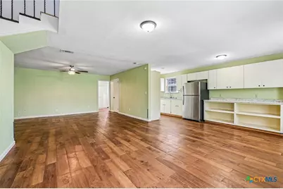 122 Dodd Preston, Elgin, TX 78621 - Photo 8