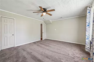 122 Dodd Preston, Elgin, TX 78621 - Photo 26