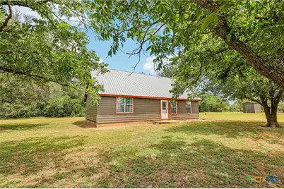 122 Dodd Preston, Elgin, TX 78621 - Photo 6