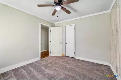 122 Dodd Preston, Elgin, TX 78621 - Photo 22