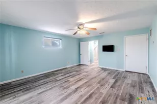 26 S Cliffwood Cir, Belton, TX 76513 - Photo 10