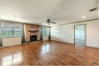26 S Cliffwood Circle, Belton, TX 76513 - Photo 2
