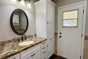 208 Mossy Oaks Ln, Victoria, TX 77904 - Photo 34