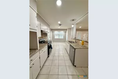 208 Mossy Oaks Lane, Victoria, TX 77904 - Photo 8