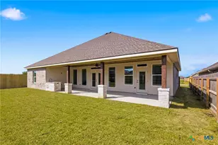 307 Silver Lk, Victoria, TX 77904 - Photo 44