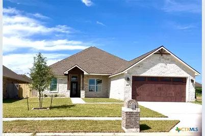 307 Silver Lake, Victoria, TX 77904 - Photo 1