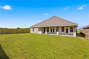 307 Silver Lk, Victoria, TX 77904 - Photo 48