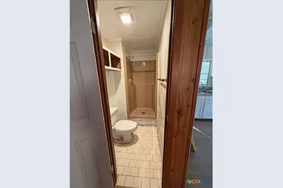 8768 Fm 725, Mcqueeney, TX 78123 - Photo 4