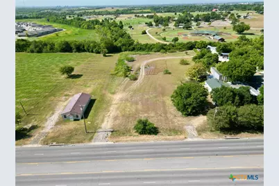 2001 E Adams Avenue, Temple, TX 76501 - Photo 2