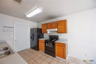 2402 Dickens Dr, Killeen, TX 76543 - Photo 6