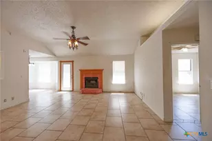 2402 Dickens Dr, Killeen, TX 76543 - Photo 10
