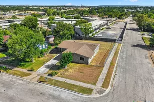 801 Adela St, Killeen, TX 76541 - Photo 26