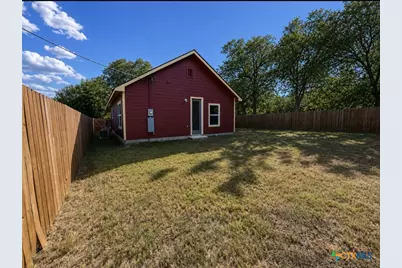 410 W Trinity Street, Luling, TX 78648 - Photo 20