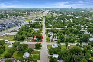 414 Orange Ave, New Braunfels, TX 78130 - Photo 38