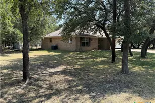 5 Willow Run Dr, Belton, TX 76513 - Photo 4