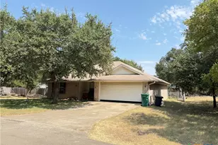 5 Willow Run Dr, Belton, TX 76513 - Photo 2