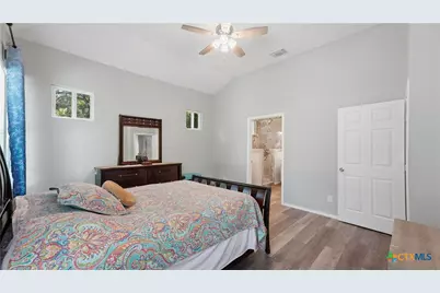 341 Comanche Street, New Braunfels, TX 78130 - Photo 18