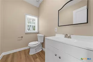 112 W Avenue I, Temple, TX 76504 - Photo 12