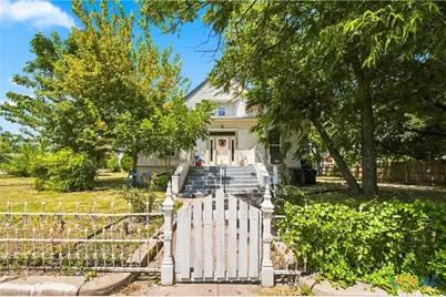 112 W Avenue I, Temple, TX 76504 - Photo 2