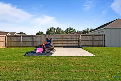 802 Celestial Lane, Edna, TX 77957 - Photo 38