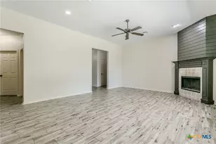 603 Newberry Ct, Little River Academy, TX 76554 - Photo 4