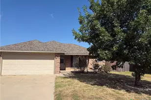 1103 Concho St, Belton, TX 76513 - Photo 1