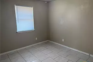 1103 Concho St, Belton, TX 76513 - Photo 10
