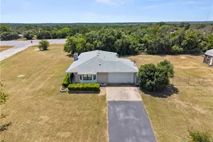 225 Cr 3080, Lampasas, TX 76550 - Photo 8