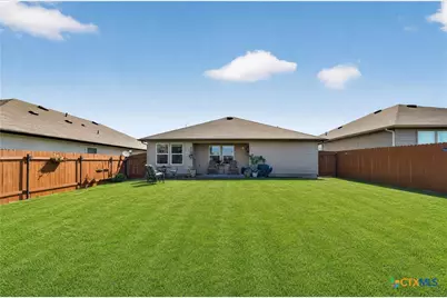 557 Chaco Loop, Seguin, TX 78155 - Photo 14