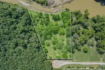 850 Crestview Drive, Cuero, TX 77954 - Photo 10