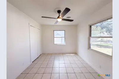 303 Currie Avenue, Killeen, TX 76541 - Photo 4