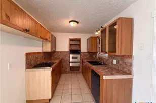 303 Currie Ave, Killeen, TX 76541 - Photo 2
