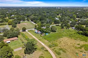 701 S Gilbert Rd, Edna, TX 77957 - Photo 48
