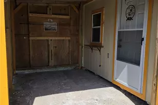 1006 W Dallas Ave, Seadrift, TX 77983 - Photo 12