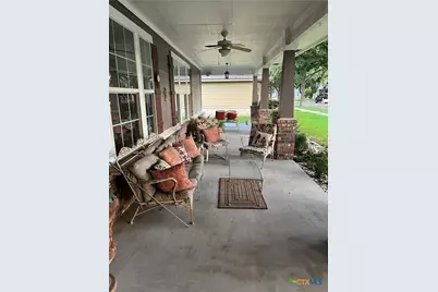 528 Jo Lynn Lane, New Braunfels, TX 78130 - Photo 8