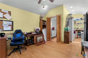 798 County Rd 367, Lott, TX 76656 - Photo 18