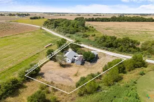 798 County Rd 367, Lott, TX 76656 - Photo 30