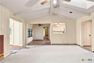 405 Cottonwood Dr, Harker Heights, TX 76548 - Photo 8