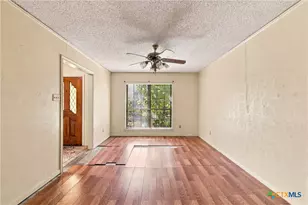 405 Cottonwood Dr, Harker Heights, TX 76548 - Photo 4