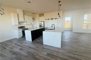 197 Lakeview Cir, La Vernia, TX 78121 - Photo 12
